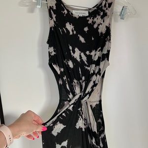 Maxi dress with side cutouts